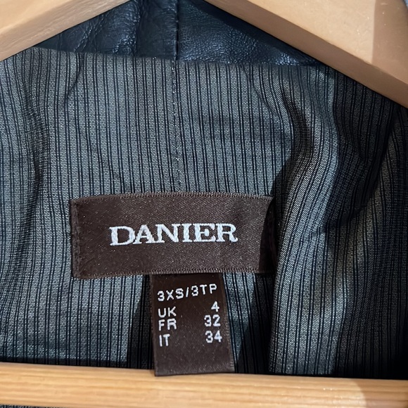 Black leather Moto jacket - Picture 2 of 5